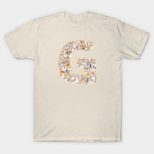 cat letter  G (the cat forms the letter G) T-Shirt